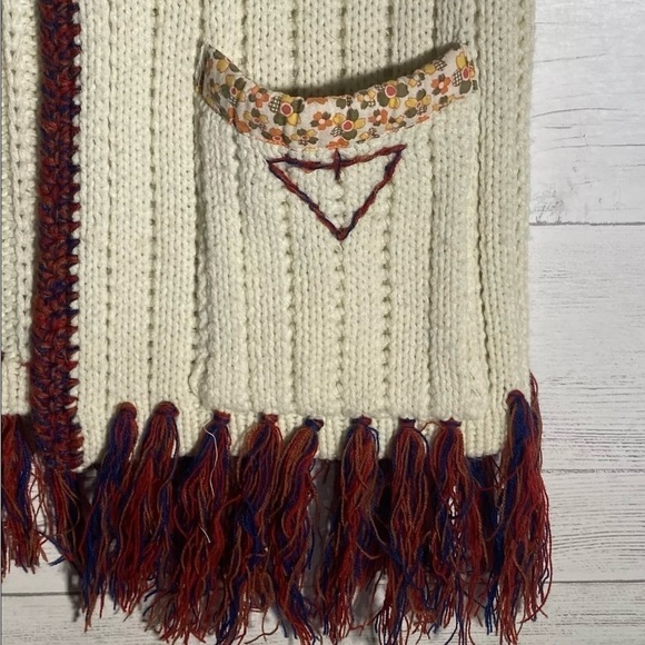 Vintage 70s Beige Knit Sweater Vest Embroidered Fringed - Picture 3 of 6